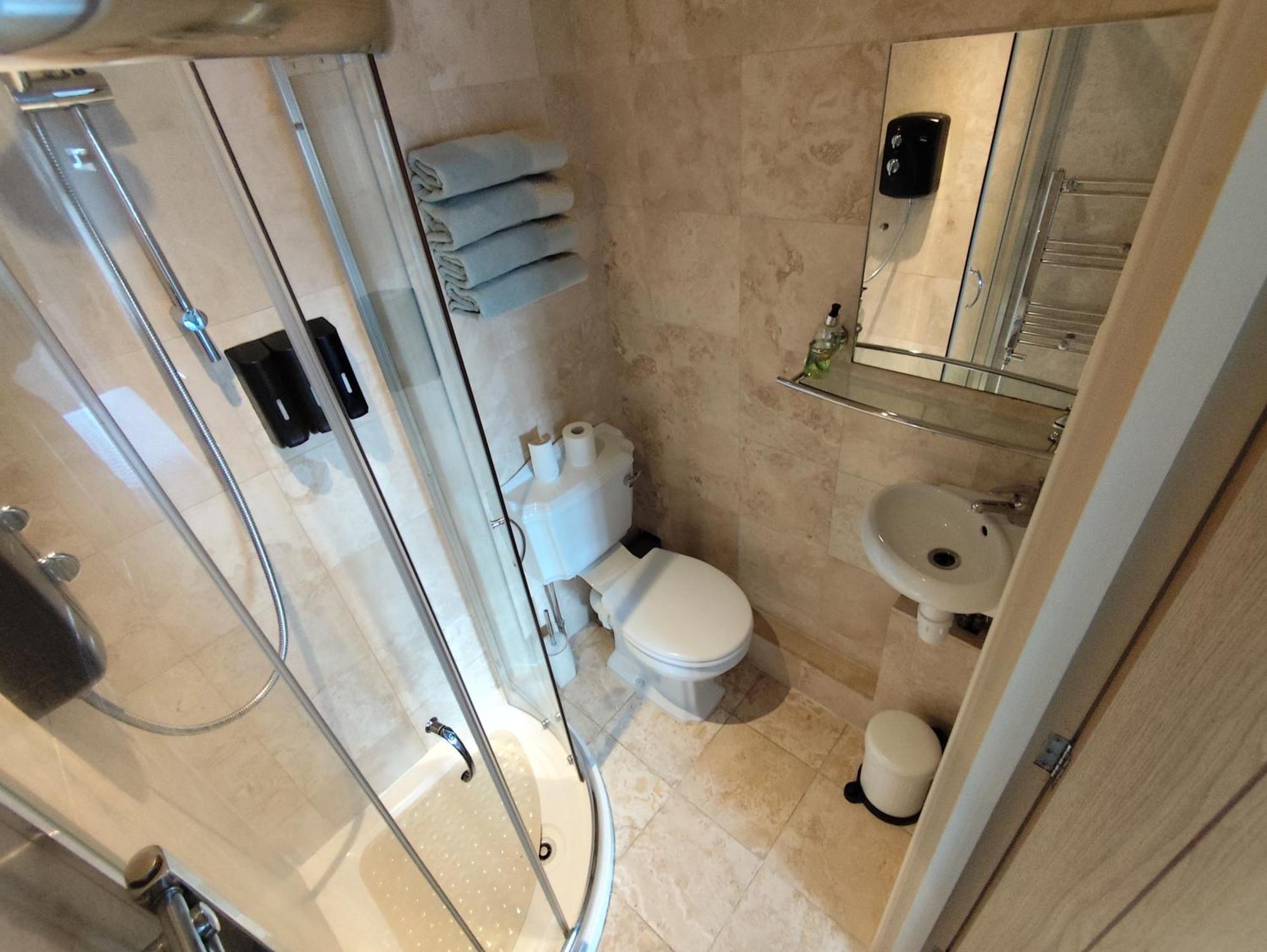 Richmond Lane Guest House - Aa Accredited 롬지 외부 사진