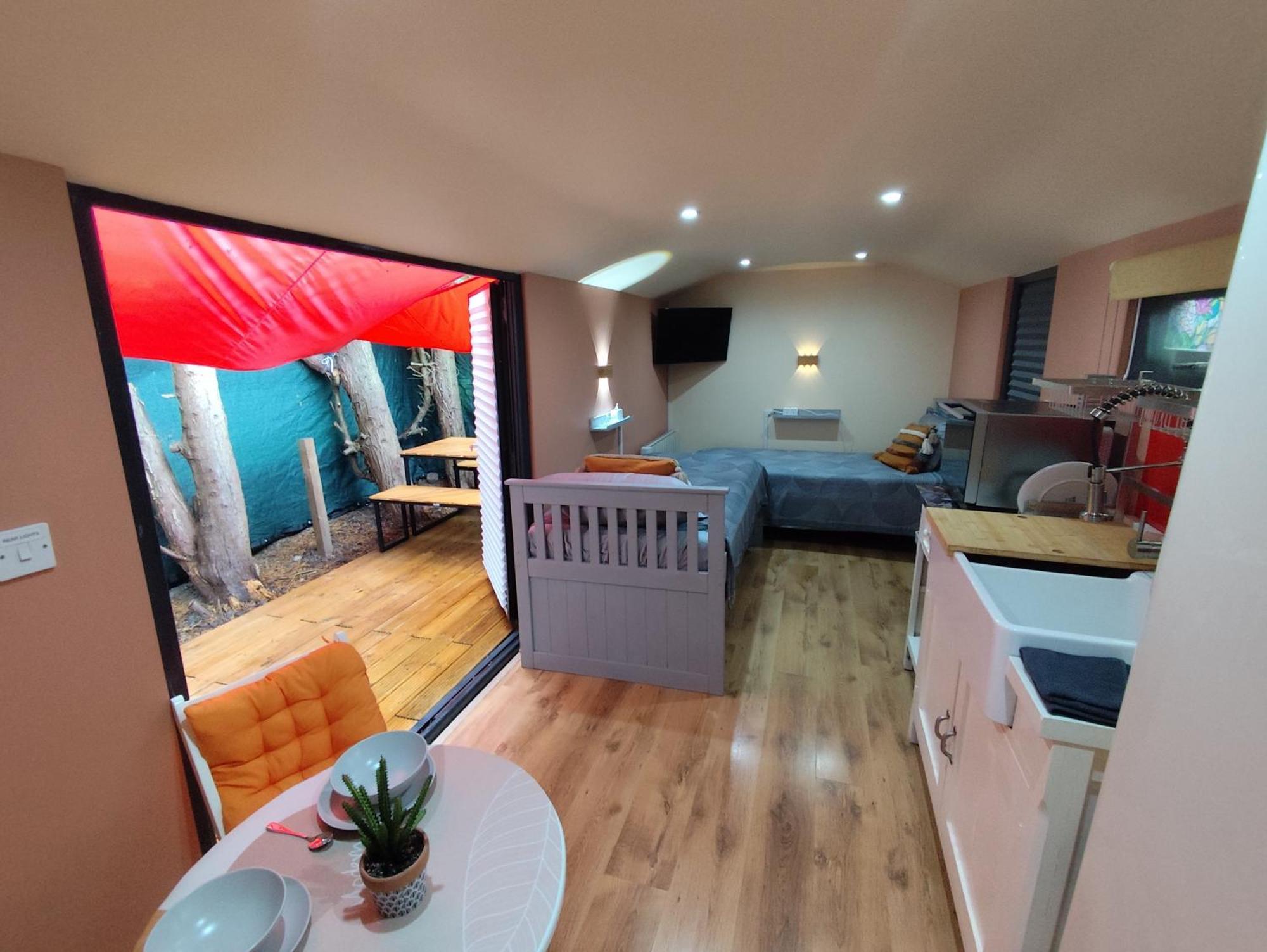 Richmond Lane Guest House - Aa Accredited 롬지 외부 사진